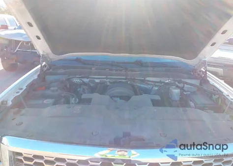 2015 Chevrolet Silverado 1500 1Lt z USA, uszkodzony, nr VIN 3GCUKREC1FG150559